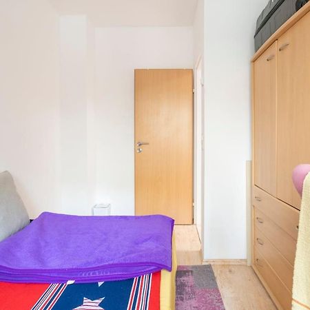Schoenes Zimmer Im Charmanten Haus ベルリン エクステリア 写真